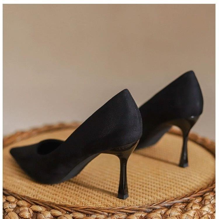 Pointed toe French high heels